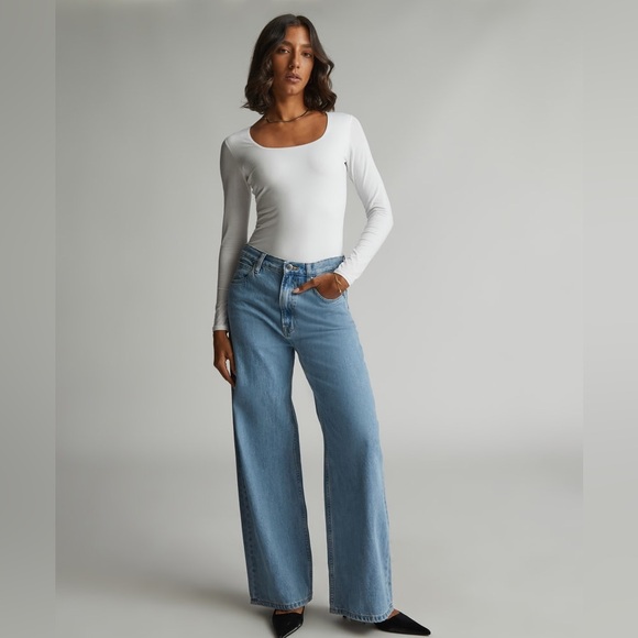 Everlane The Long-Sleeve Supima Square-Neck Bodysuit in White / Small - Picture 1 of 8